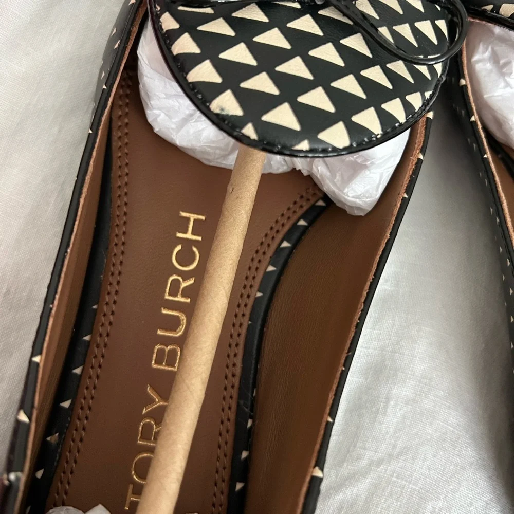 Tory Burch Black and White Women's Shoes